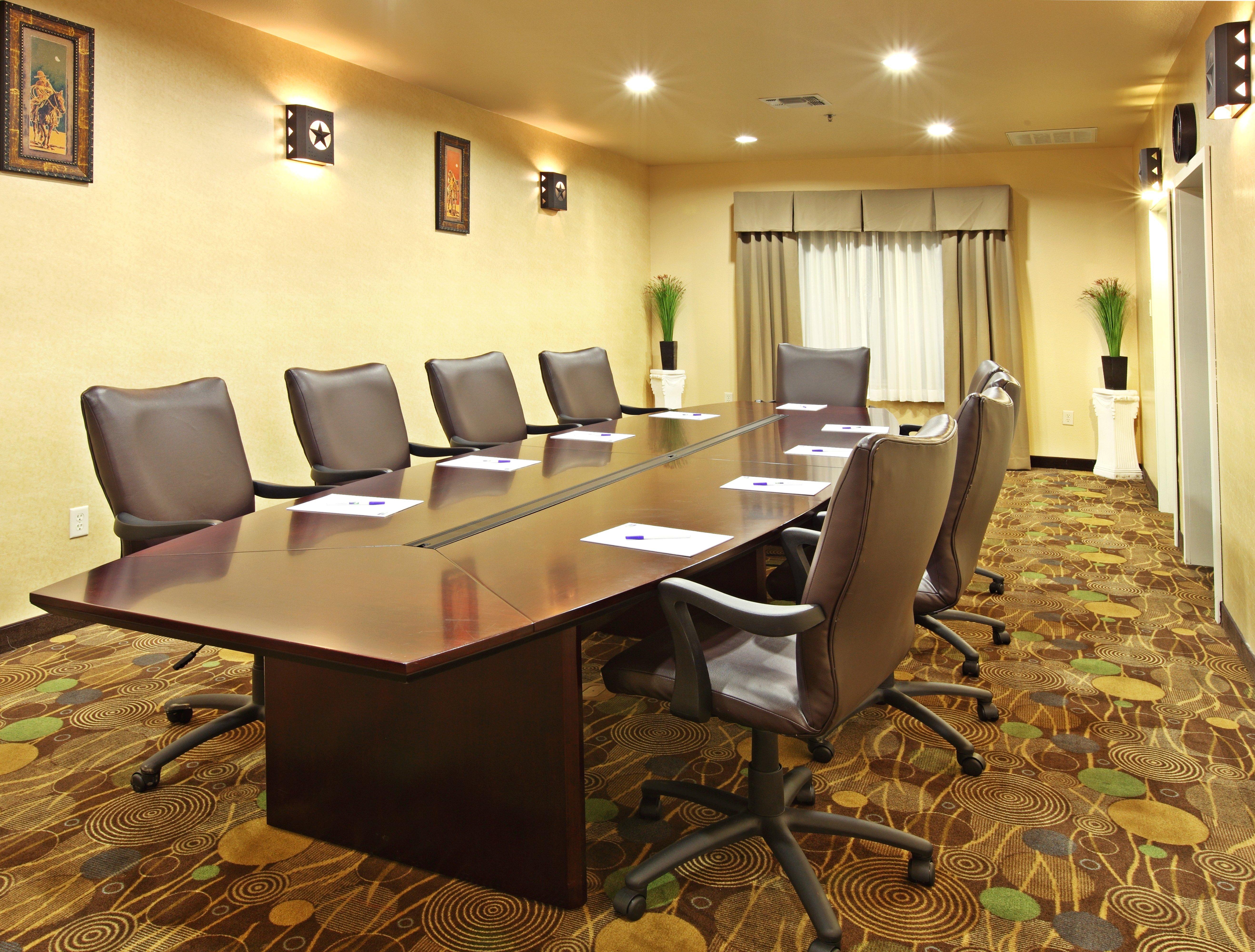 Holiday Inn Express Hotel & Suites Marshall By Ihg Удобства фото